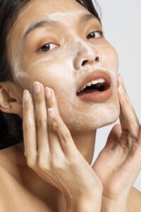 beauty habits for glowing skin - exfoliate